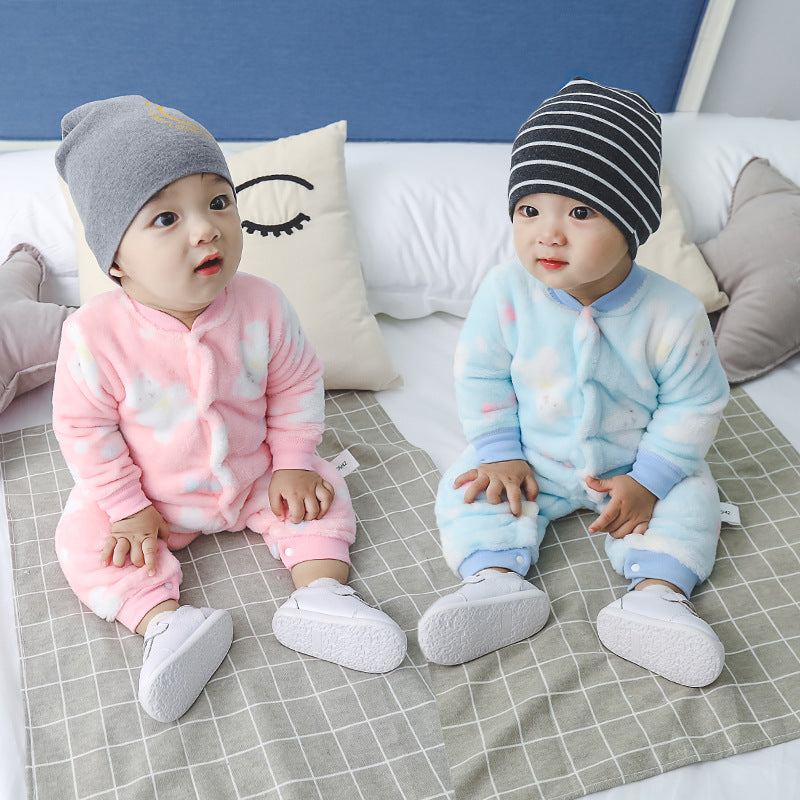 Baby's long-sleeved flannel sleepsuit